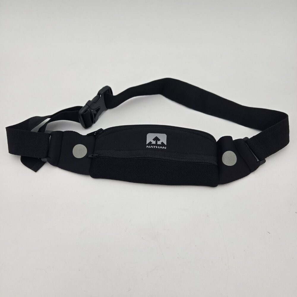 NATHAN Running Belt Waist Pack 5K‎ with Reflective Detail Zippers Adjustable 8x4